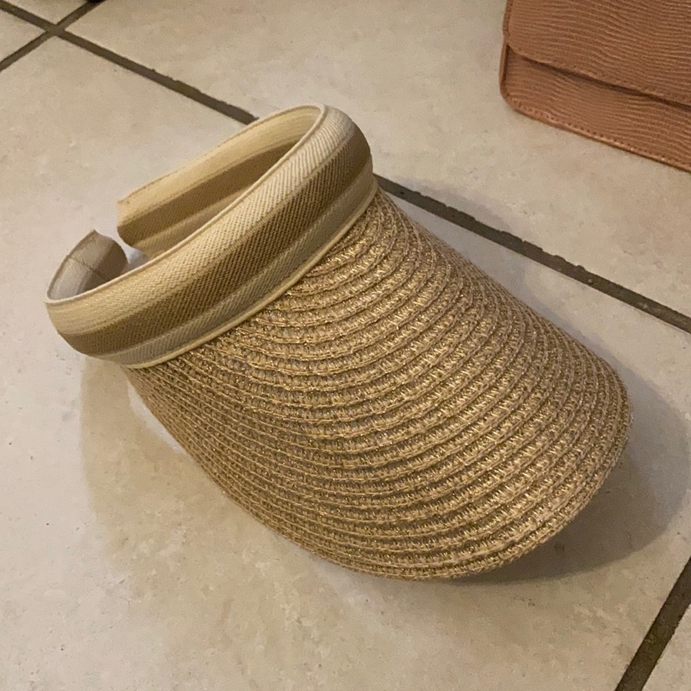 Beach visor